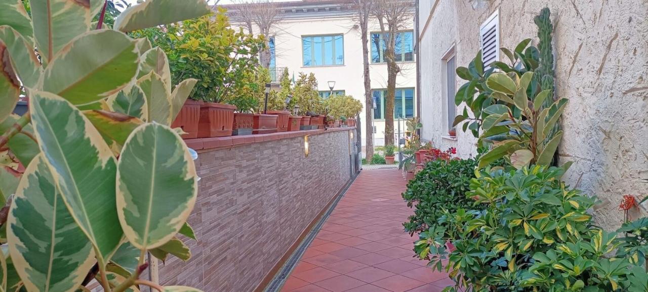 Lovely House Near The Beach Torre del Lago Puccini Exterior foto